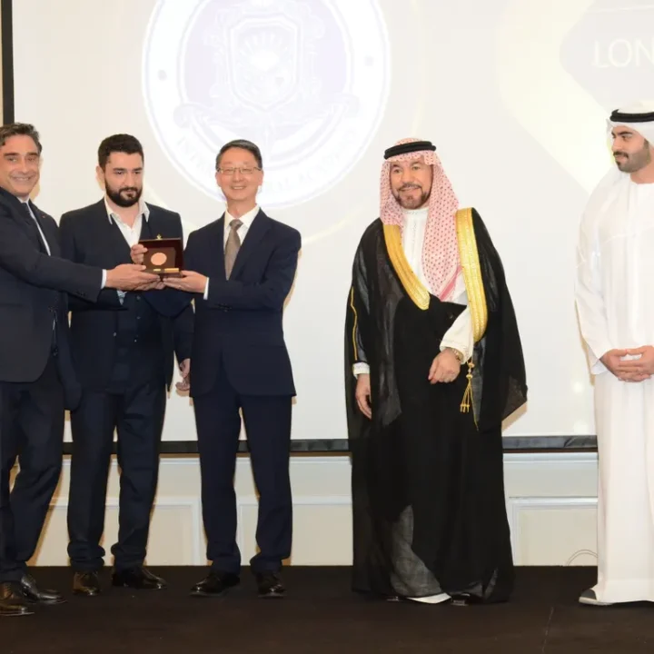 rs=w_1160,h_769 (16)